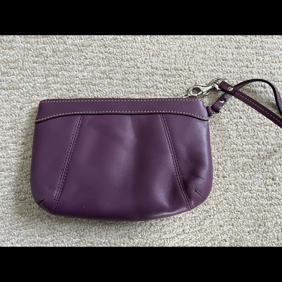 Purple Coach wristlet - Picture 2 of 2
